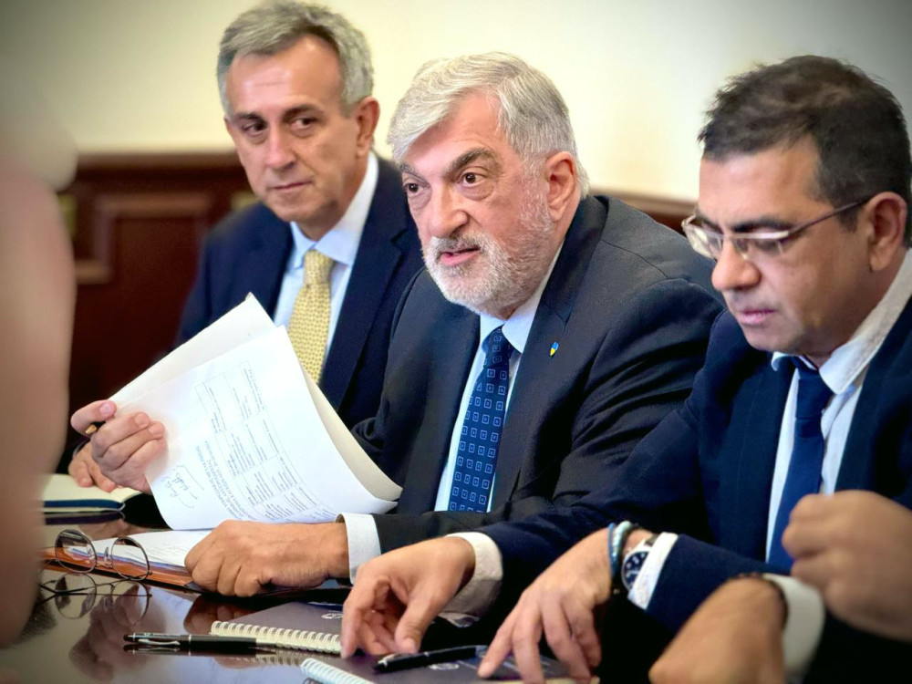 1675 image for slide