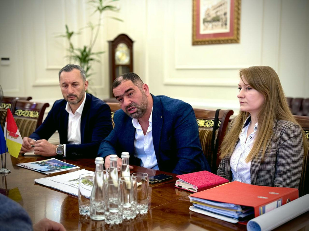 3827 image for slide