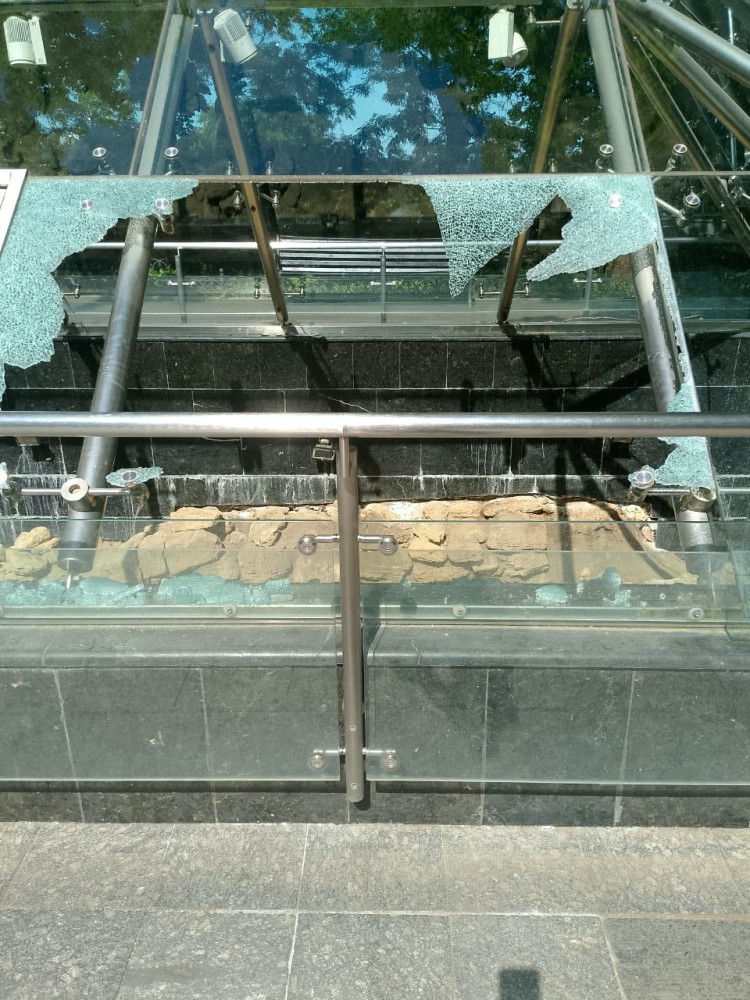 4537 image for slide