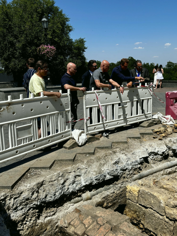 5488 image for slide