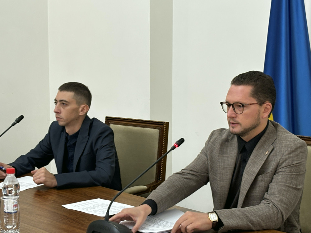 6913 image for slide