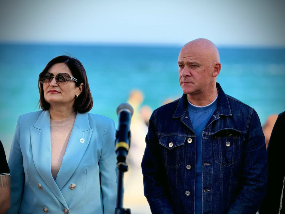 6974 image for slide