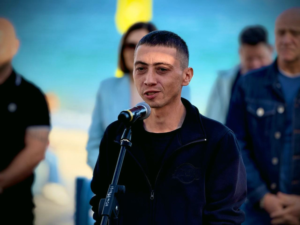 6980 image for slide