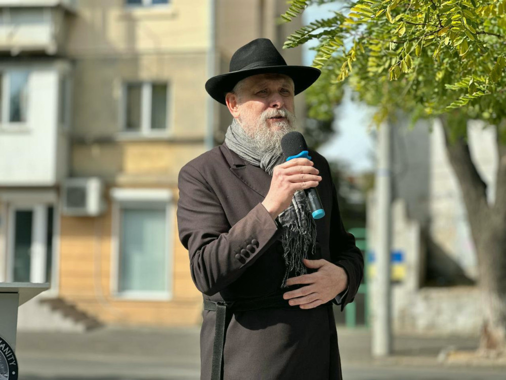 7033 image for slide