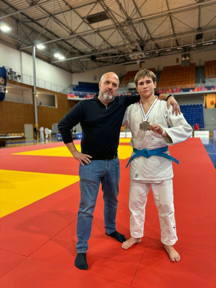 7239 image for slide