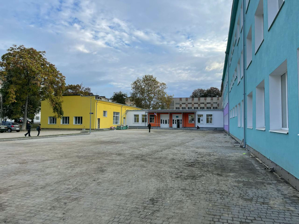 7777 image for slide