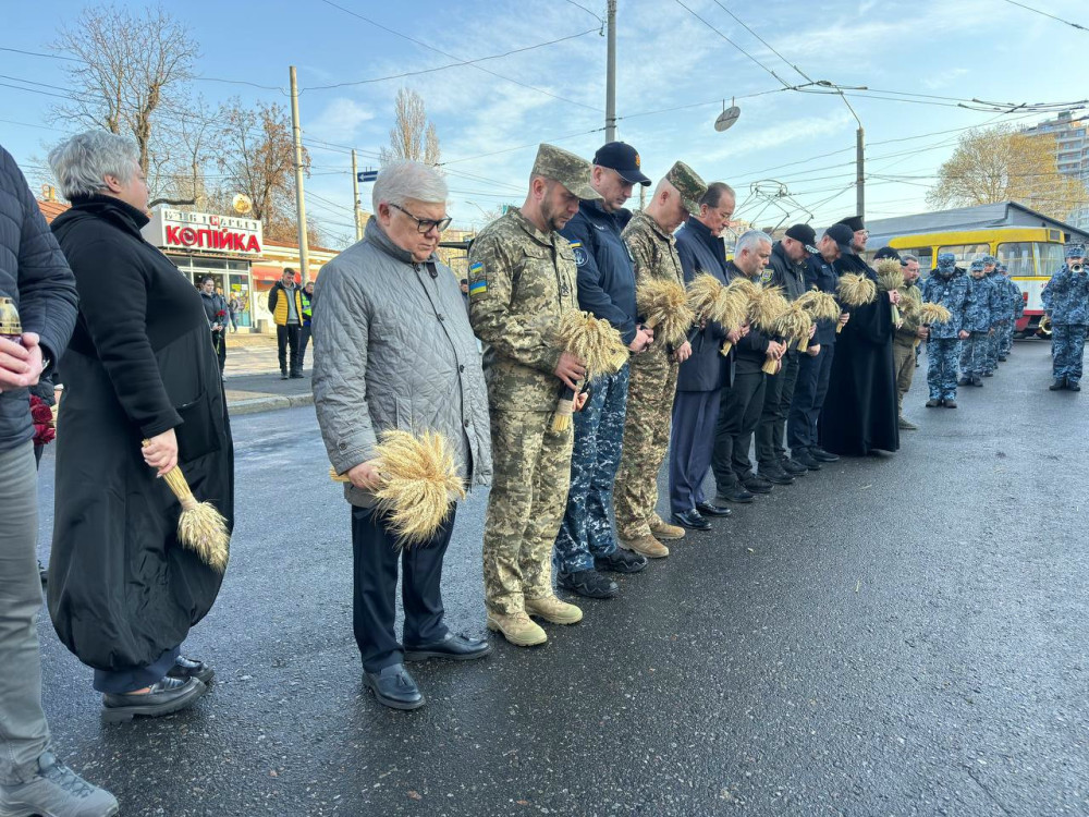 7869 image for slide