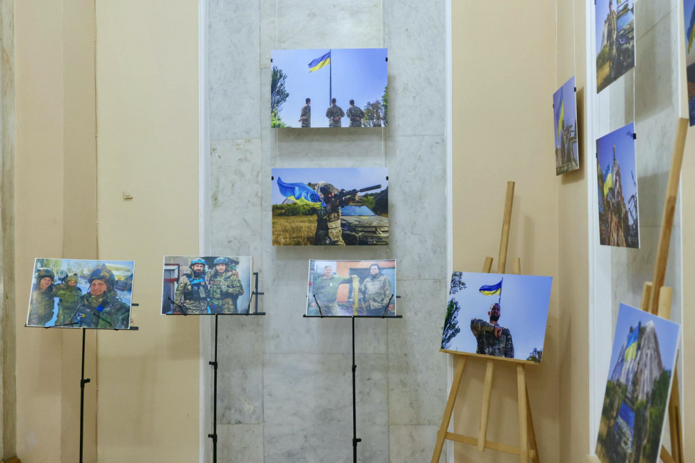 8220 image for slide